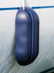 Крыльчатый профиль для бортов/носовой части 560 мм синий