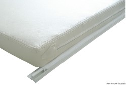 Hvid PVC bakke til puder 4m-bar